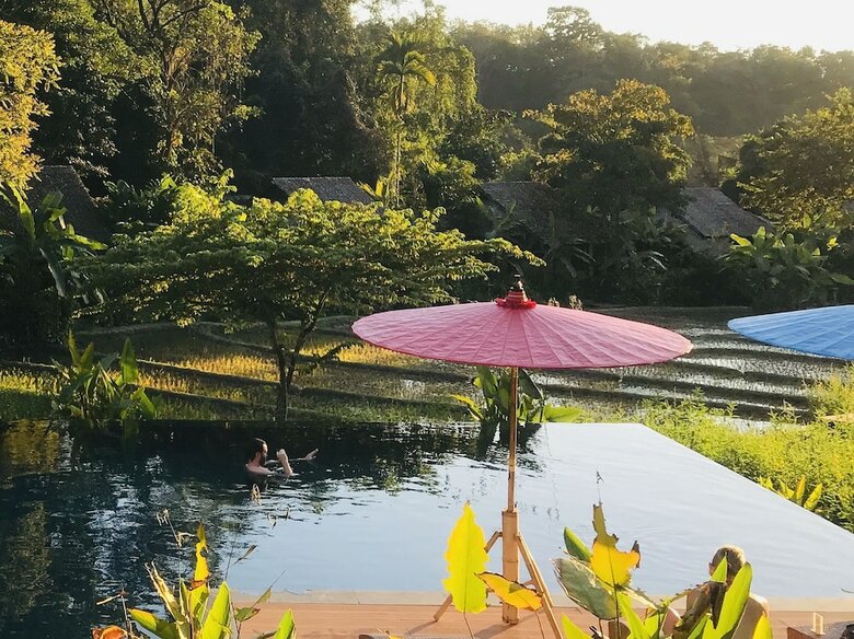 Hotel Fern Resort