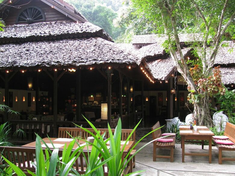 Hotel Fern Resort