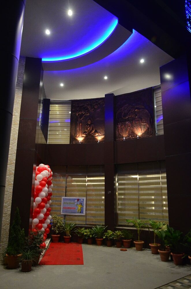 Hotel Zaika International