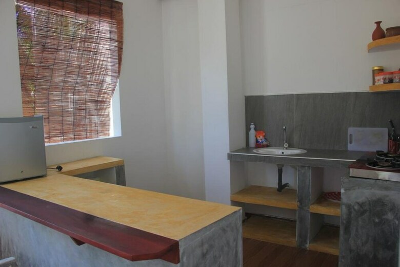 Hotel Yoho Villa Tropicana