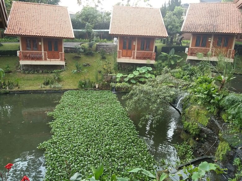 Ahadiat Hotel & Bungalow