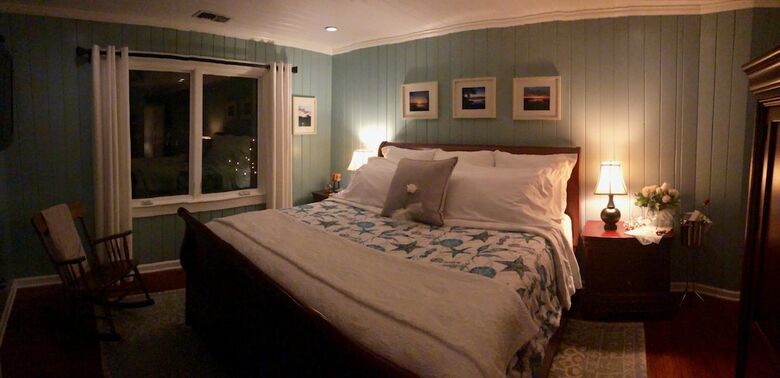 Bed & Breakfast Waterside Retreat
