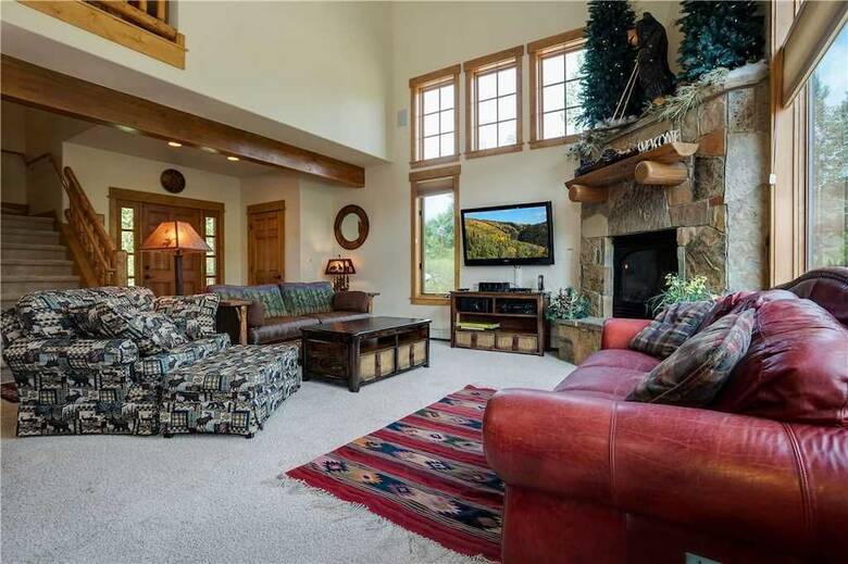 Mountain View At Eagleridge Town Homes
