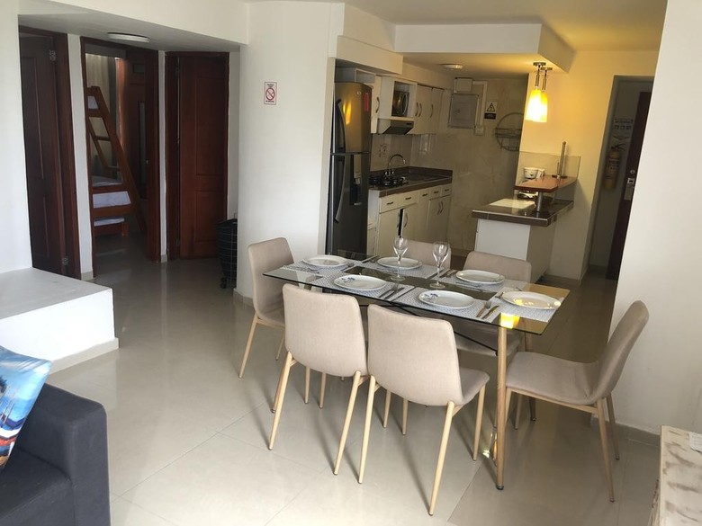 Comodore Bay Club Apartamento 401