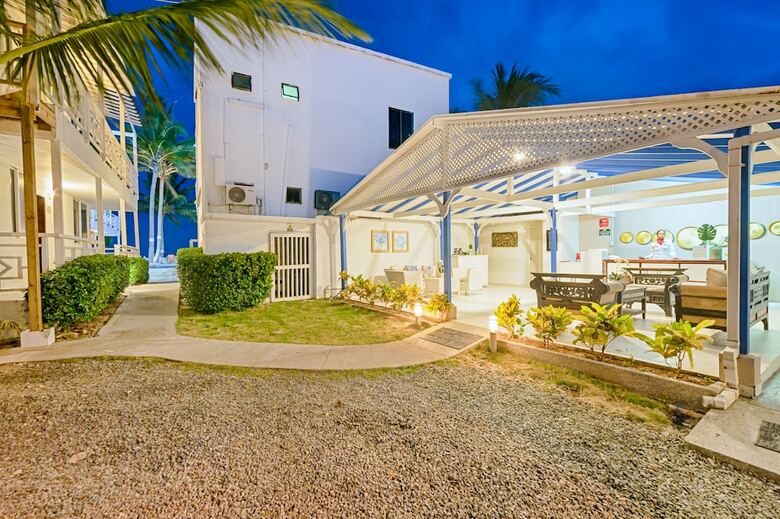 Hotel San Luis Beach House