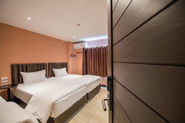 Hotel Let's Zzz Bangkok