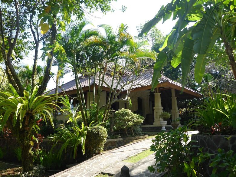 Bed & Breakfast Gunung Paradis Retreat