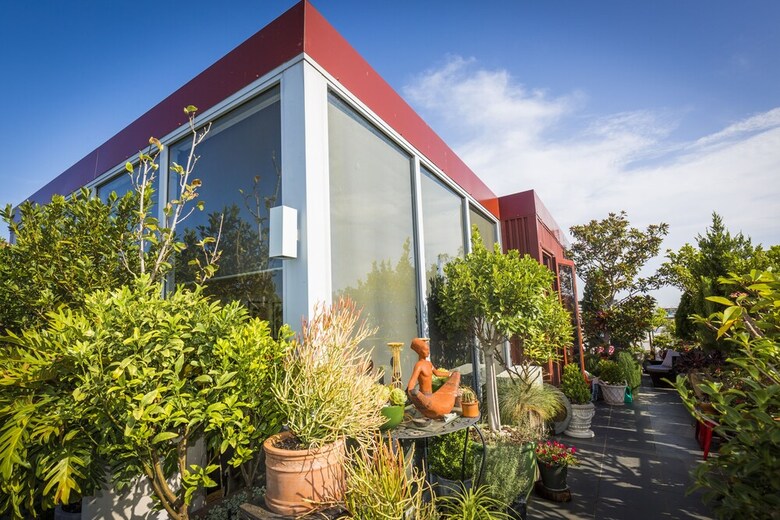 Waterloo Two Storey Garden Penthouse Apartment
