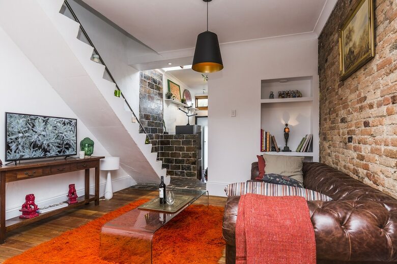 Modern Sydney/surry Hills 19th Century Cottage
