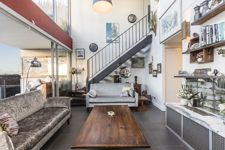 Apartamentos Loft Penthouse With Startling City Views + Parking
