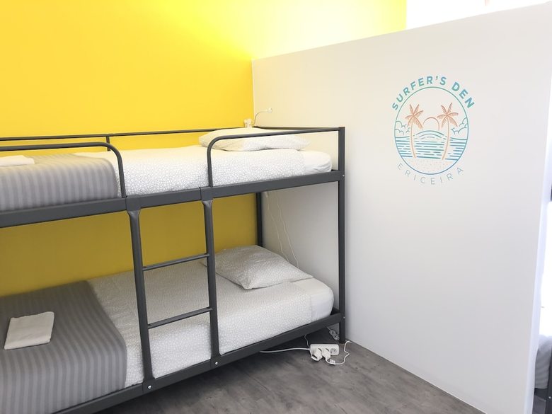 Hotel Surfer's Den Ericeira