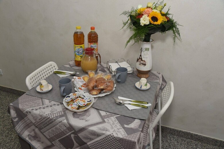 Bed & Breakfast Charm Airport