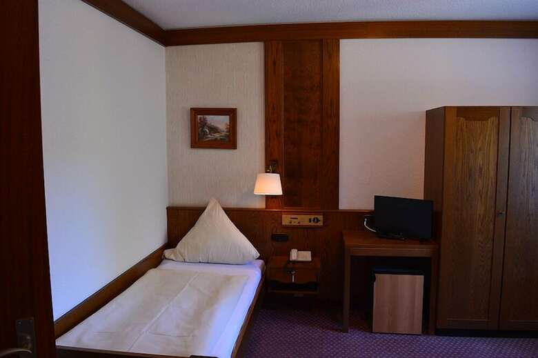 Hotel Gassbachtal & Nibelungen Caf�
