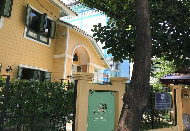 Hotel Baan Sopa Rajaprarop