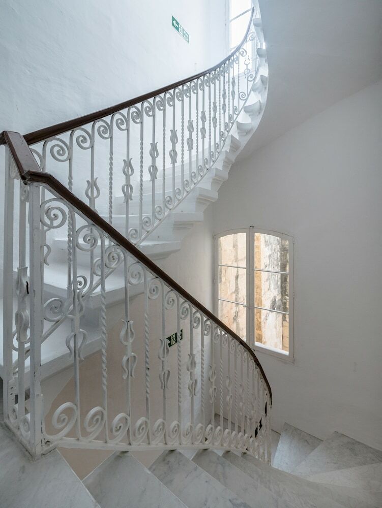 Hotel Valletta Kampnar City Living