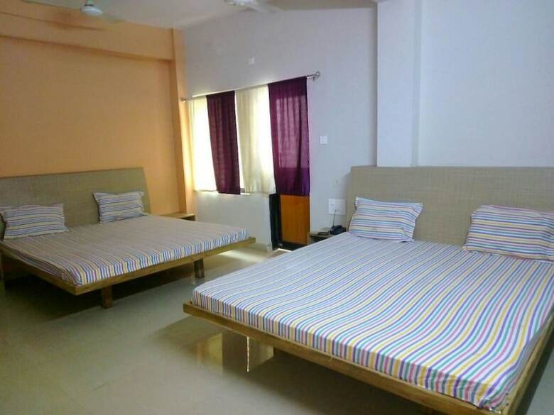 Hotel Goroomgo Shree Mandir Palace Puri