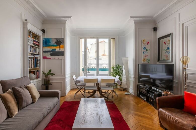 Apartamento Balcony Bliss Steps From The Bois de Boulogne