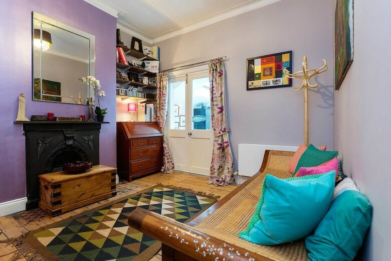 Southfields Hideaway