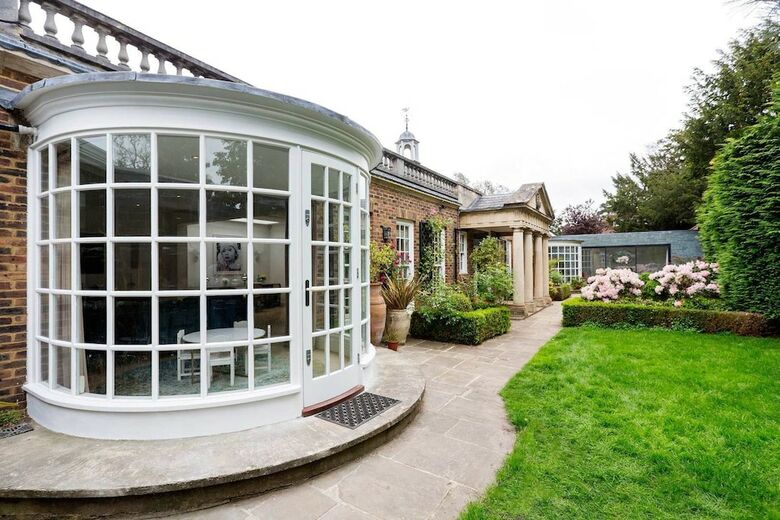 Luxury Near Richmond Park