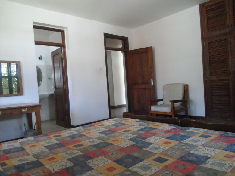 Hotel Upanga B&B - Un Road