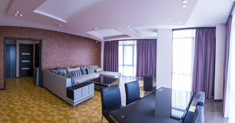 Grand Hills Hotel