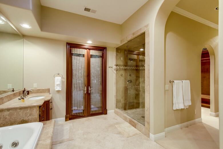 Tropical 5br La Jolla Retreat By Namastay