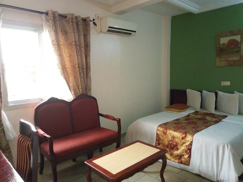 Hotel H�tel Vall�e Des Rois