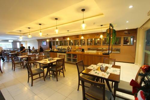 Golden Ville Hotel