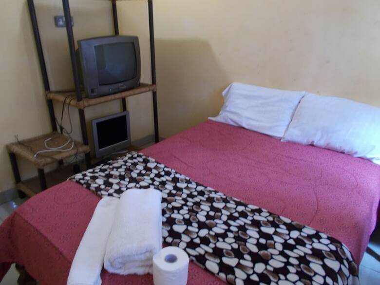 Hotel Shantumbu Lodge