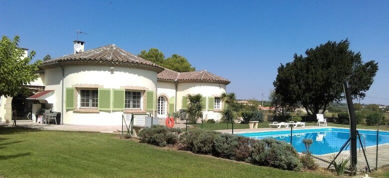 Villa B&B Via Domitia G�te