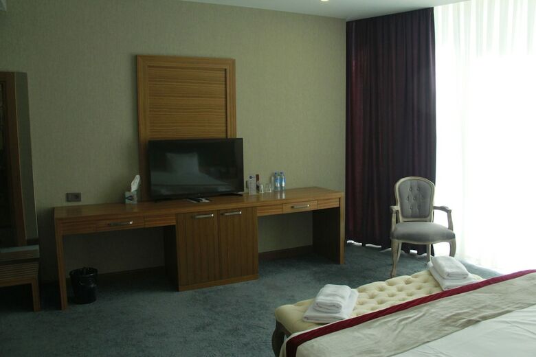 Sky Hotel Baku
