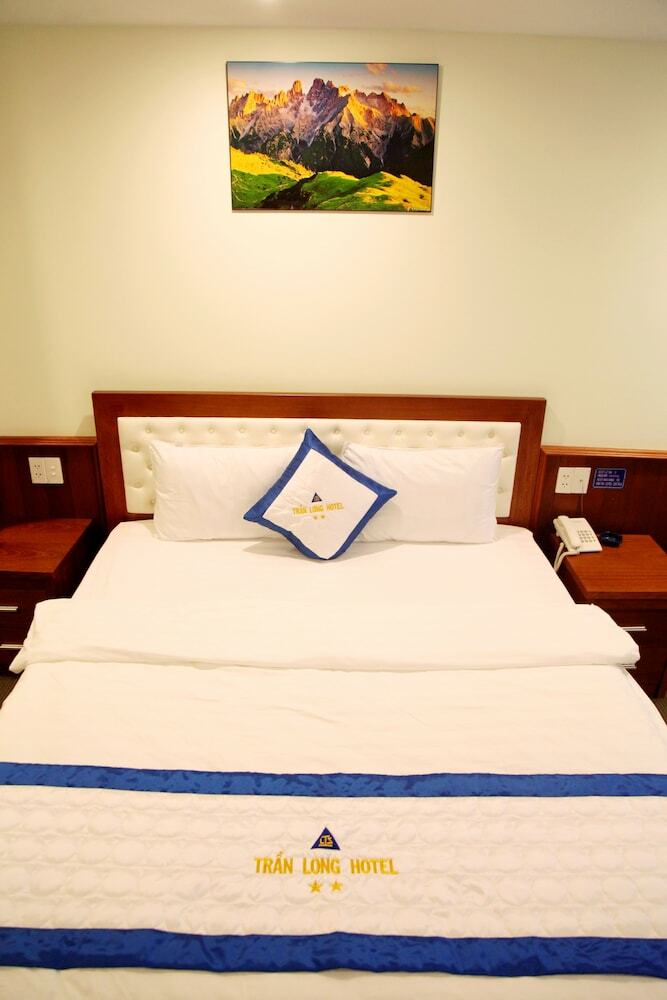 Tran Long Binh Duong Hotel