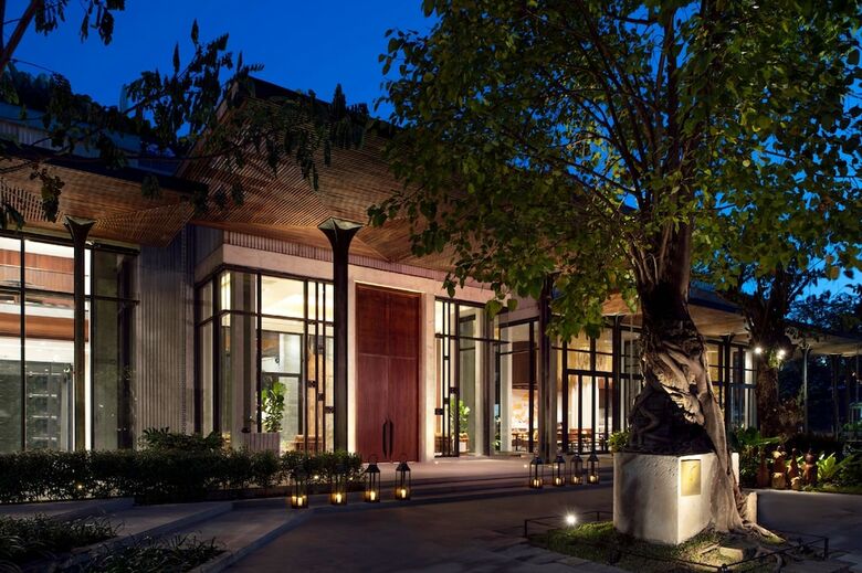 Hotel Treeline Urban Resort