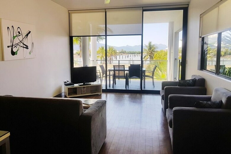 Hinchinbrook Holiday Apartments