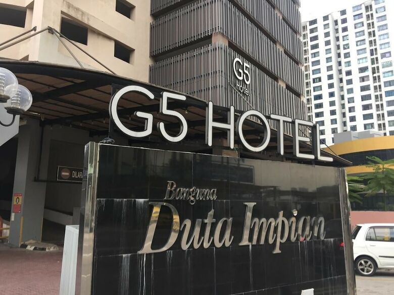 Apartamentos G5 Duta Impian