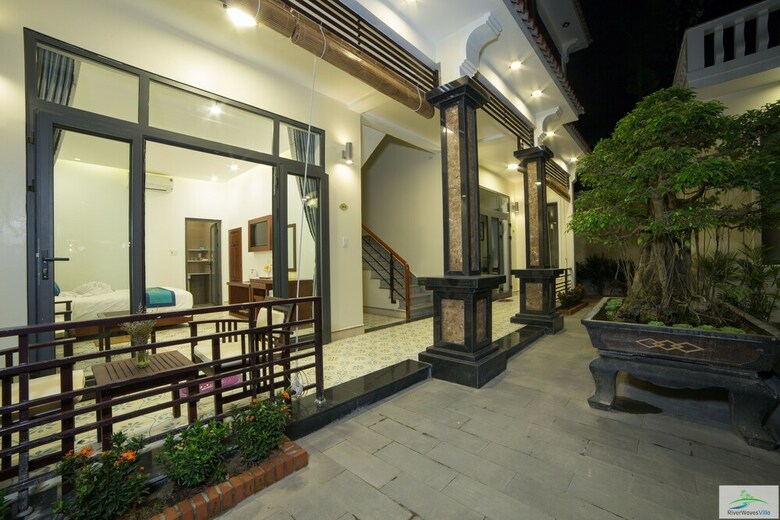Hotel River Waves Villa
