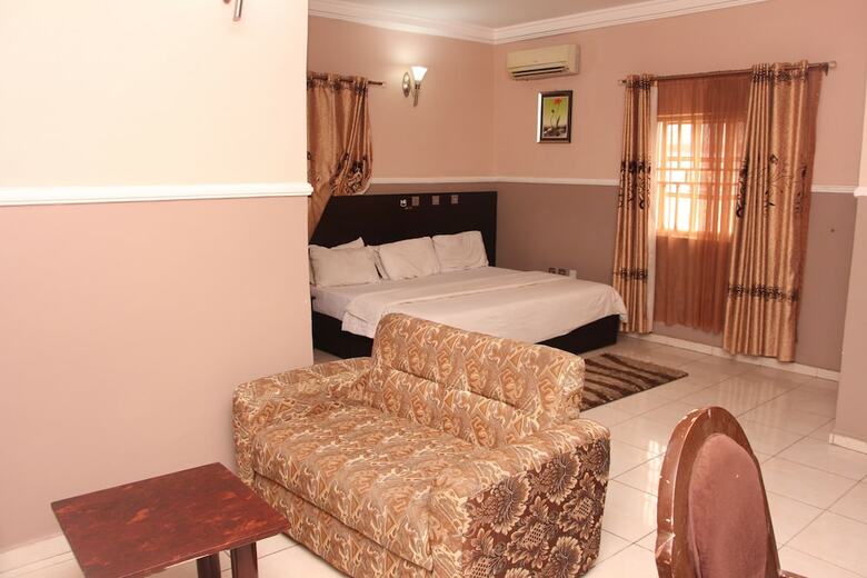Degok Hotel