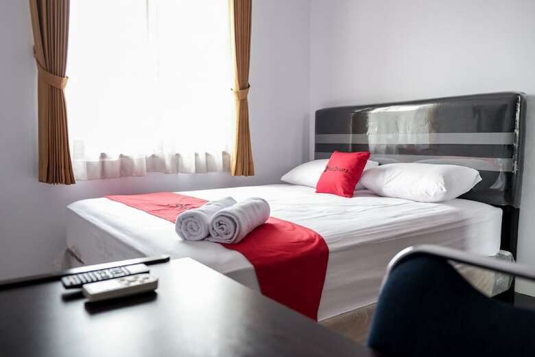 Hotel Reddoorz Near Supermall Karawaci 2