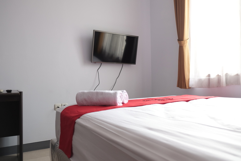 Hotel Reddoorz Near Supermall Karawaci 2