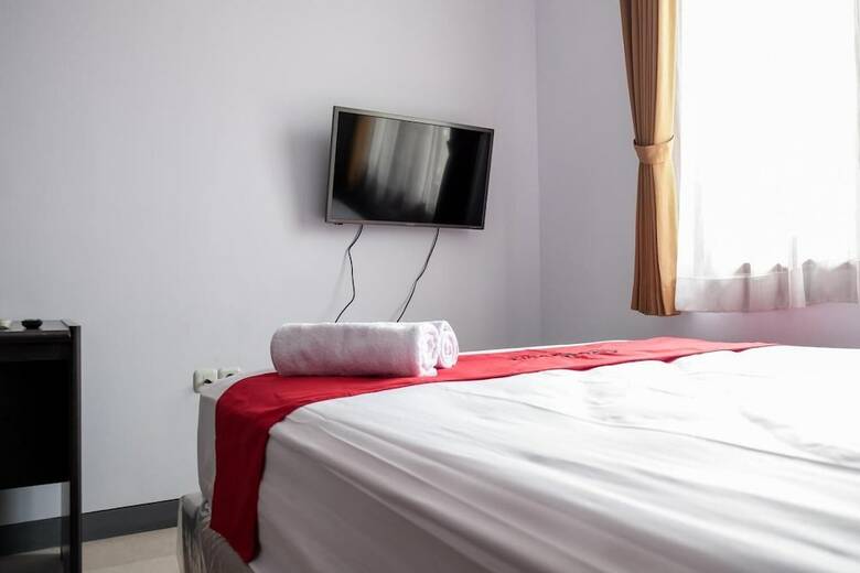 Hotel Reddoorz Near Supermall Karawaci 2
