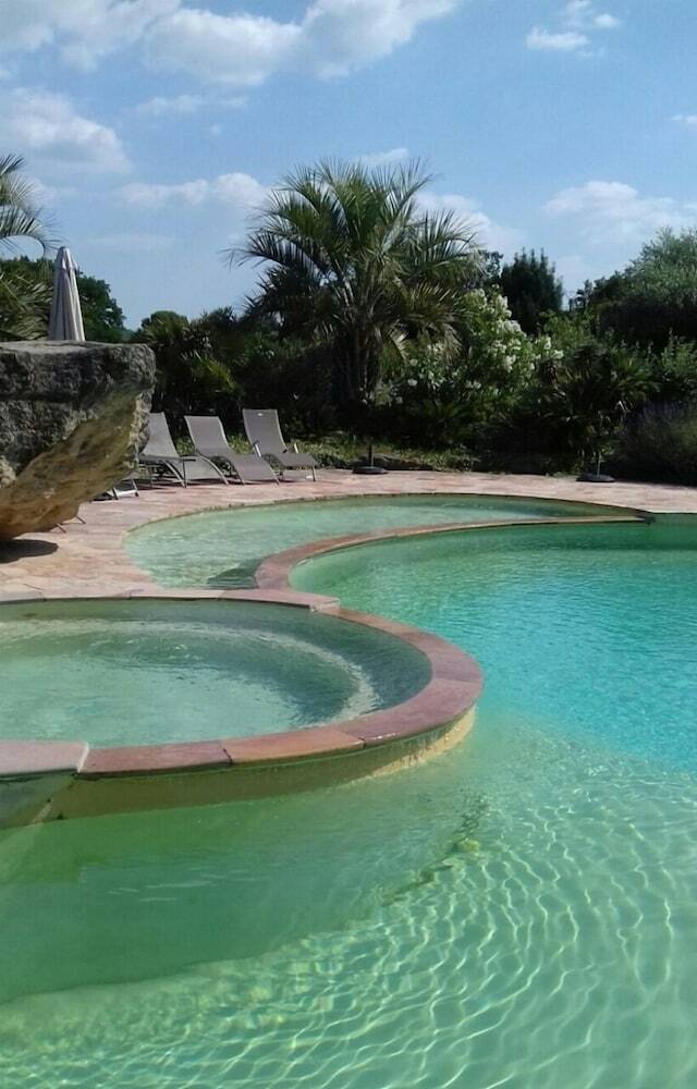 Hotel B&B Les F�rigoules