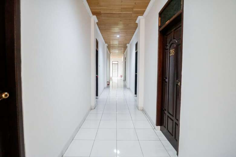 Hotel Reddoorz @ Jalan Diponegoro Lampung