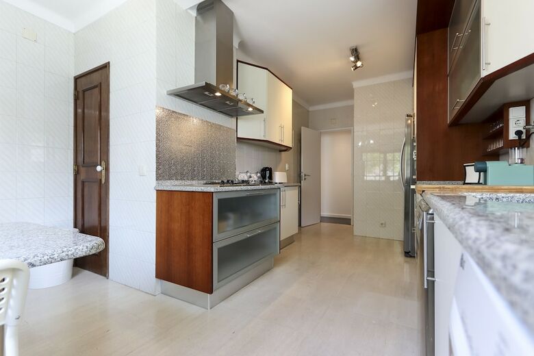 Parede Villa With Pool By Homing