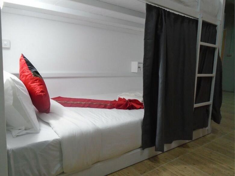 Hostal Panda Hostel Phuket - Adults Only