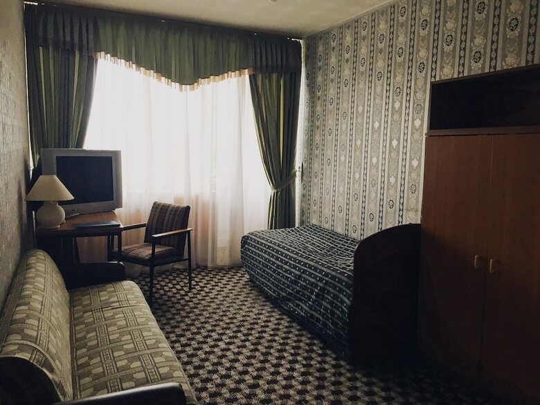 Dis President Hotel