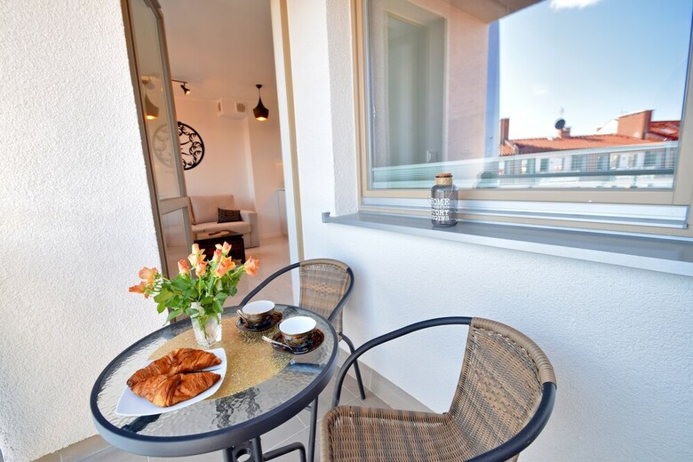 Ambria Apartments II