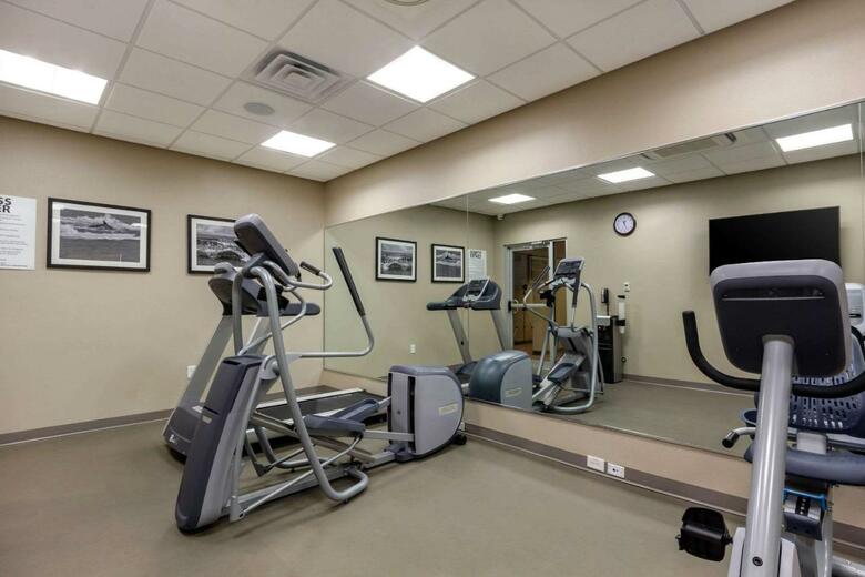 Posada Sleep Inn & Suites Tampa South