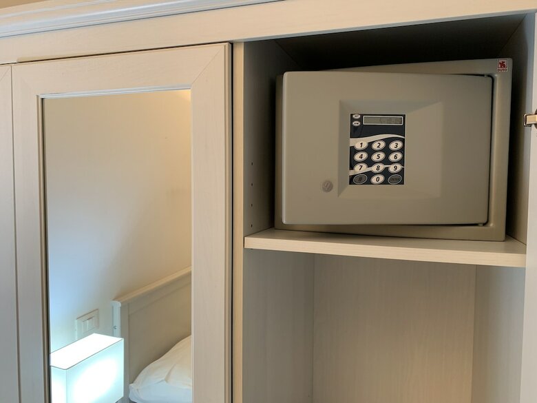Hotel Tiburtina Suites