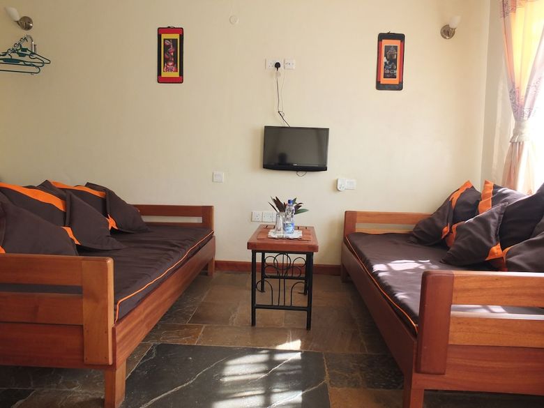 Bed & Breakfast Afrika Lodges - Voi
