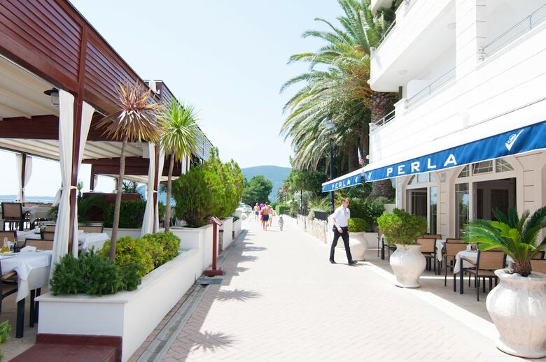 Hotel Perla - Annexes